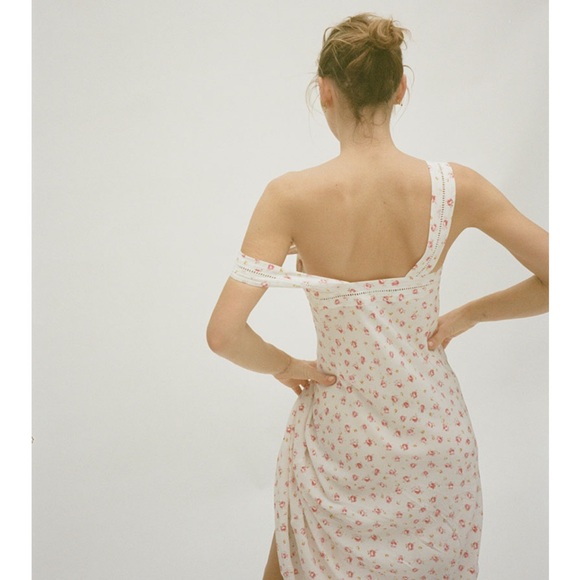 Realisation Par The Dharma Dress in Baby Rose - Picture 3 of 9